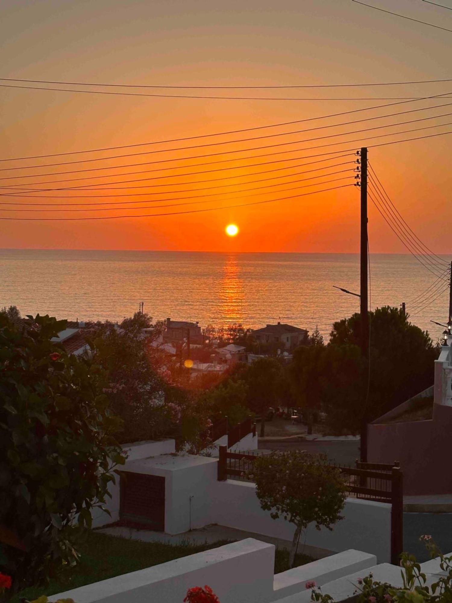 Seaclusion Vacation Villa Pomos Exterior photo